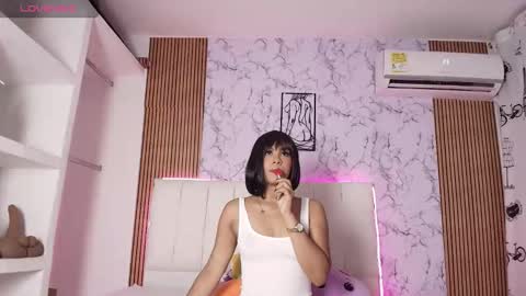 Snapshot of nayara_edem chatting on June 2026 11:40:01 PM nayara online show from June 2026 11:40:01 PM