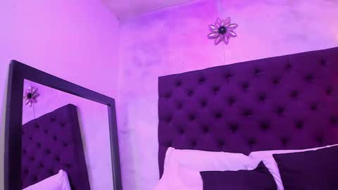 Snapshot of nayara_macherano chatting on February 2025 06:00:01 PM nayara_macherano online show from February 2025 06:00:01 PM