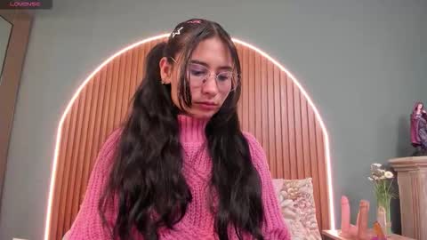 Naye  online show from October 2025 01:19:01 AM