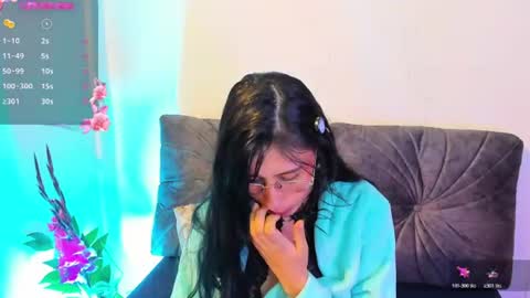 Snapshot of nayecloud chatting on July 2026 03:42:02 AM Naye online show from July 2026 03:42:02 AM