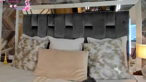    online show from November 2025 11:42:02 AM