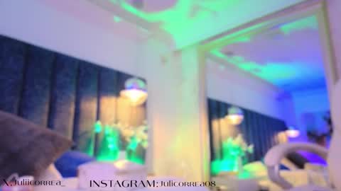 Juli  online show from September 2025 11:54:02 AM