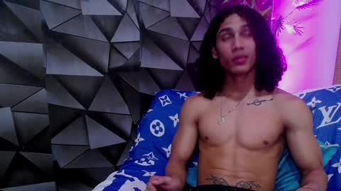 Nazper online show from January 2025 06:31:01 PM