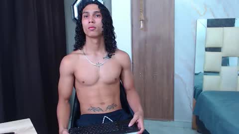 Nazper online show from March 2026 08:05:01 PM