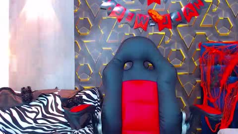 NAZPER online show from October 2025 05:13:02 PM