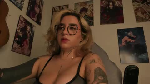 nazzz10 online show from April 2026 05:30:01 PM