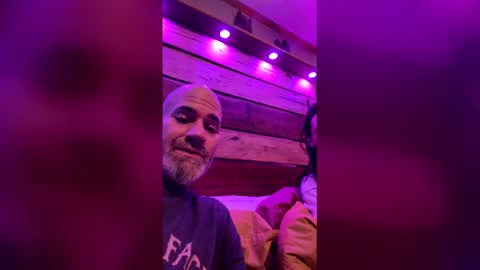 NC Bald And Beautiful online show from December 2025 02:53:02 AM