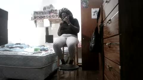 necolejordan08 online show from November 2025 12:10:02 AM