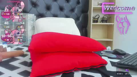 Snapshot of neferet_opal chatting on February 2025 01:12:02 AM neferet_opal online show from February 2025 01:12:02 AM