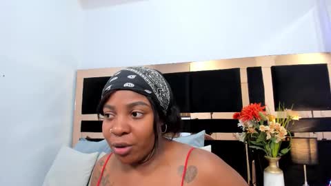 nefferetcharlotte online show from December 2025 09:56:01 PM