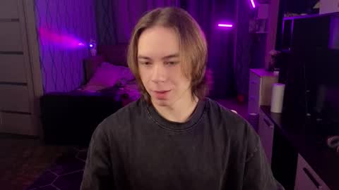 Snapshot of neganxxl chatting on November 2025 12:32:01 AM Negan online show from November 2025 12:32:01 AM