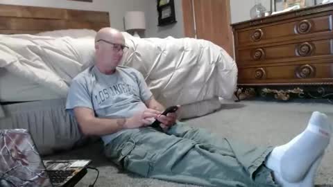 NEIGHBORGUY4U online show from November 2025 01:33:02 PM