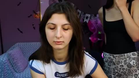 Meow online show from November 2025 10:17:01 AM