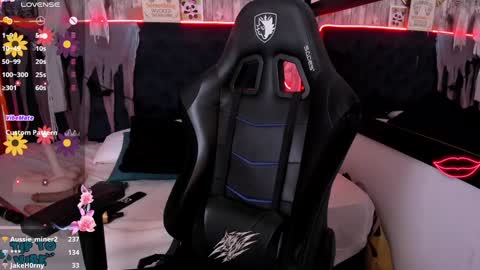 Miah online show from December 2024 02:38:01 PM