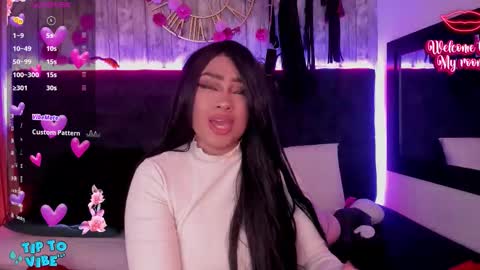 Miah online show from November 2025 11:43:02 AM