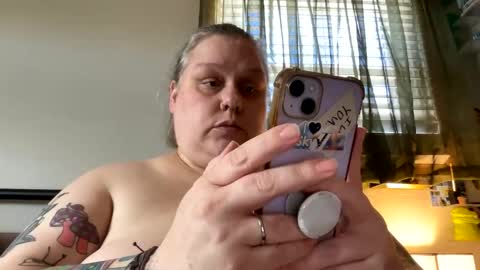 Nellie Atlas online show from April 2026 09:50:02 PM