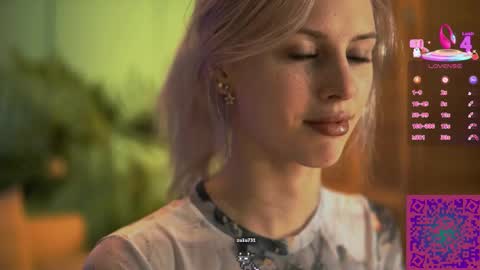 I am Nelly3 online show from September 2025 09:49:01 PM