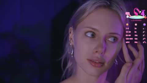 I am Nelly3 online show from November 2025 04:49:01 PM