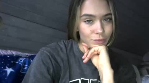 nelly_fortu online show from November 2025 11:21:01 AM