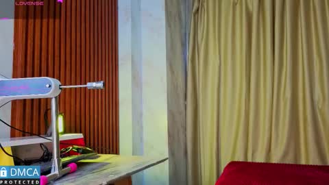 Salome Nena cupcake online show from February 2026 11:09:01 AM