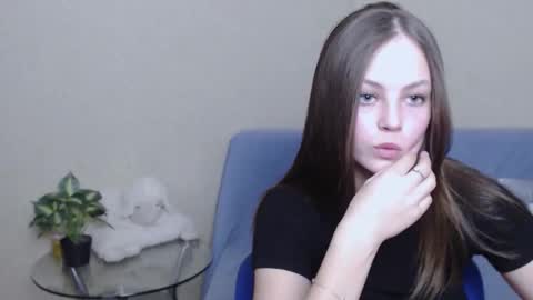Snapshot of nensi_sweet chatting on February 2025 06:43:02 PM nensi_sweet online show from February 2025 06:43:02 PM