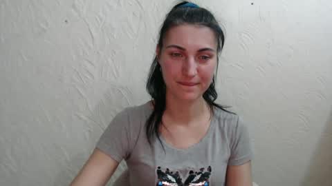 Nensy online show from February 2025 08:50:01 PM