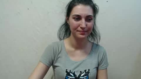 Nensy online show from March 2025 05:45:01 PM