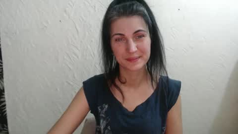 Nensy online show from January 2026 08:01:02 PM