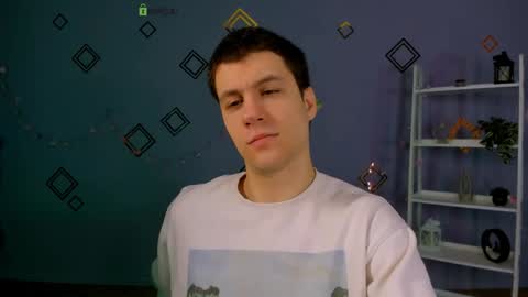 neo_raze_ online show from April 2026 08:24:01 AM