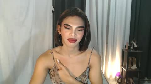 neomi online show from January 2026 06:35:02 PM