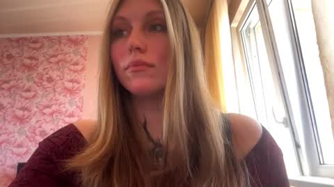 Snapshot of neomimaddern chatting on April 2026 08:59:01 AM neomimaddern online show from April 2026 08:59:01 AM