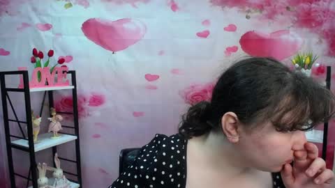 Snapshot of neonilalisova chatting on April 2026 05:16:01 AM NeonilaLisova online show from April 2026 05:16:01 AM
