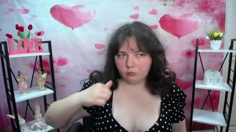 Snapshot of neonilalisova chatting on May 2026 11:18:01 AM NeonilaLisova online show from May 2026 11:18:01 AM