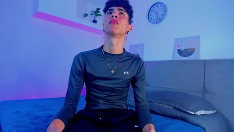  NeoRaptis  jhonatan  online show from January 2025 07:55:01 PM