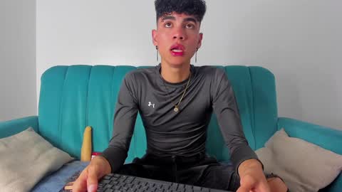  NeoRaptis  jhonatan  online show from January 2025 07:59:02 PM