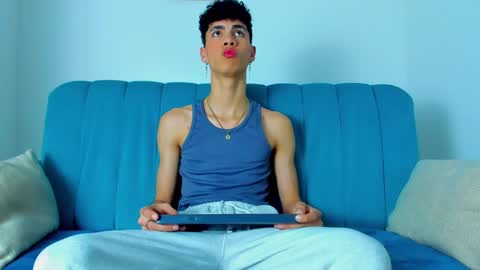  NeoRaptis  jhonatan  online show from March 2025 09:26:02 PM