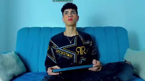  NeoRaptis  jhonatan  online show from March 2025 08:48:01 PM