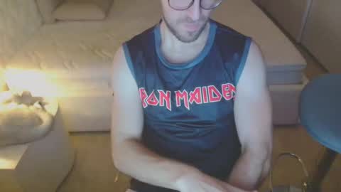 Nerchia89 online show from September 2025 10:00:01 PM