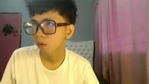 Ethan online show from May 2026 11:01:02 PM