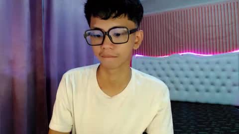 Ethan online show from May 2026 10:00:02 PM