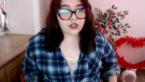 Snapshot of nereia chatting on June 2026 06:51:02 PM nereia online show from June 2026 06:51:02 PM