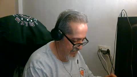 Snapshot of neron401 chatting on May 2026 02:19:01 AM neron401 online show from May 2026 02:19:01 AM