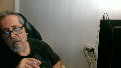 Snapshot of neron401 chatting on May 2026 08:58:01 PM neron401 online show from May 2026 08:58:01 PM