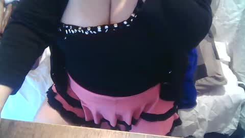 neslihan online show from December 2024 08:05:02 AM