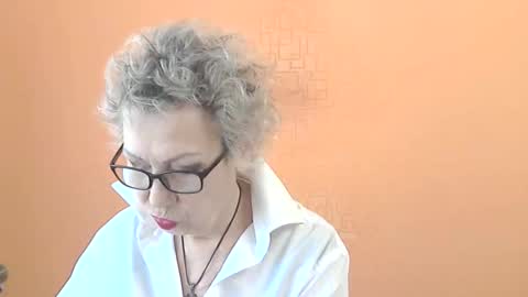 NessyJenixs online show from March 2026 08:09:01 AM