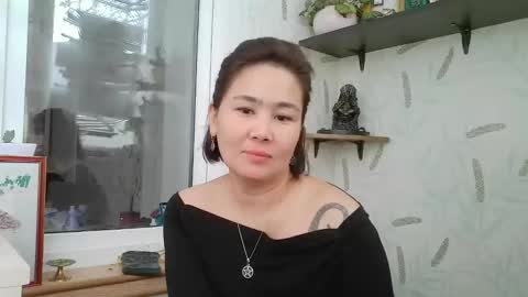 Nettie Allie online show from December 2025 08:43:01 AM