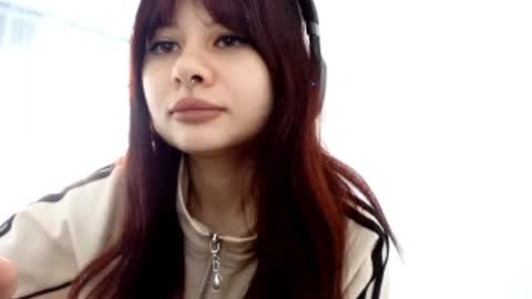 Sophia online show from September 2025 07:19:01 AM