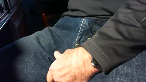 nevrsaynevr2000 online show from January 2025 03:39:02 PM