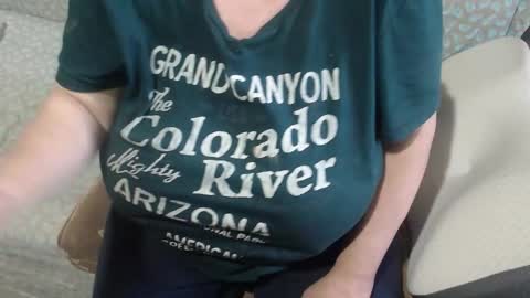 Lilly  online show from September 2025 04:14:02 AM