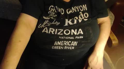 Lilly  online show from October 2025 03:06:02 AM